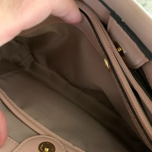 Nine West Cross Body Purse! - Picture 2 of 5